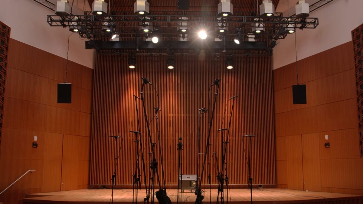 Immersive mic array at the Aga Khan concert hall